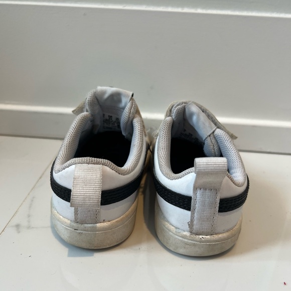 Puma Kids White and Black Sneakers - Picture 3 of 4